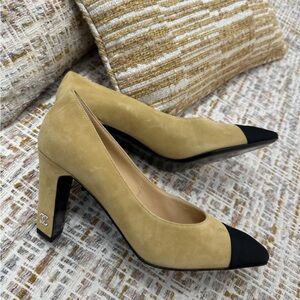 CHANEL Beige and Black Suede Pumps. Size 38.5 NIB with Original Box/Dustbags